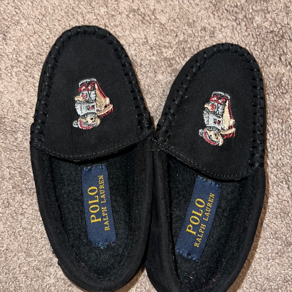 Like new conditions boys shoes